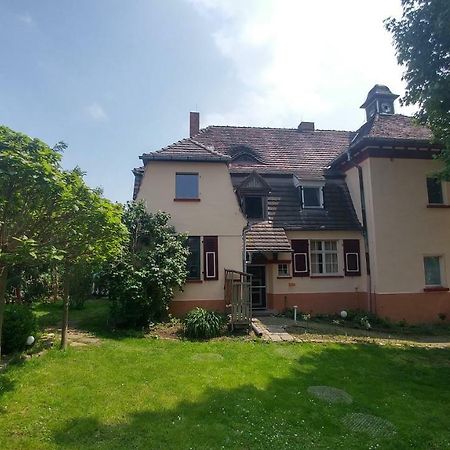Historische Schule "Ferienwohnung Pauline" I&Ii Stobnitz Zewnętrze zdjęcie