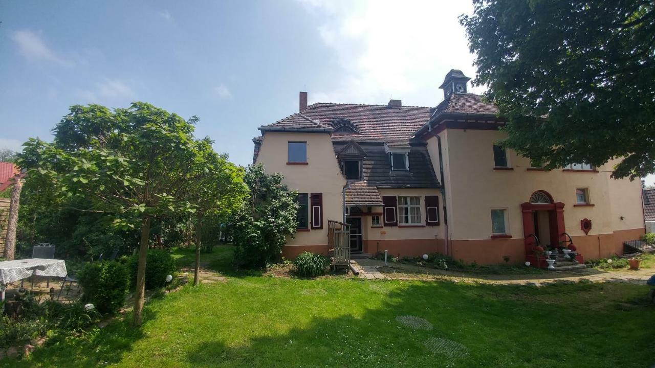 Historische Schule "Ferienwohnung Pauline" I&Ii Stobnitz Zewnętrze zdjęcie