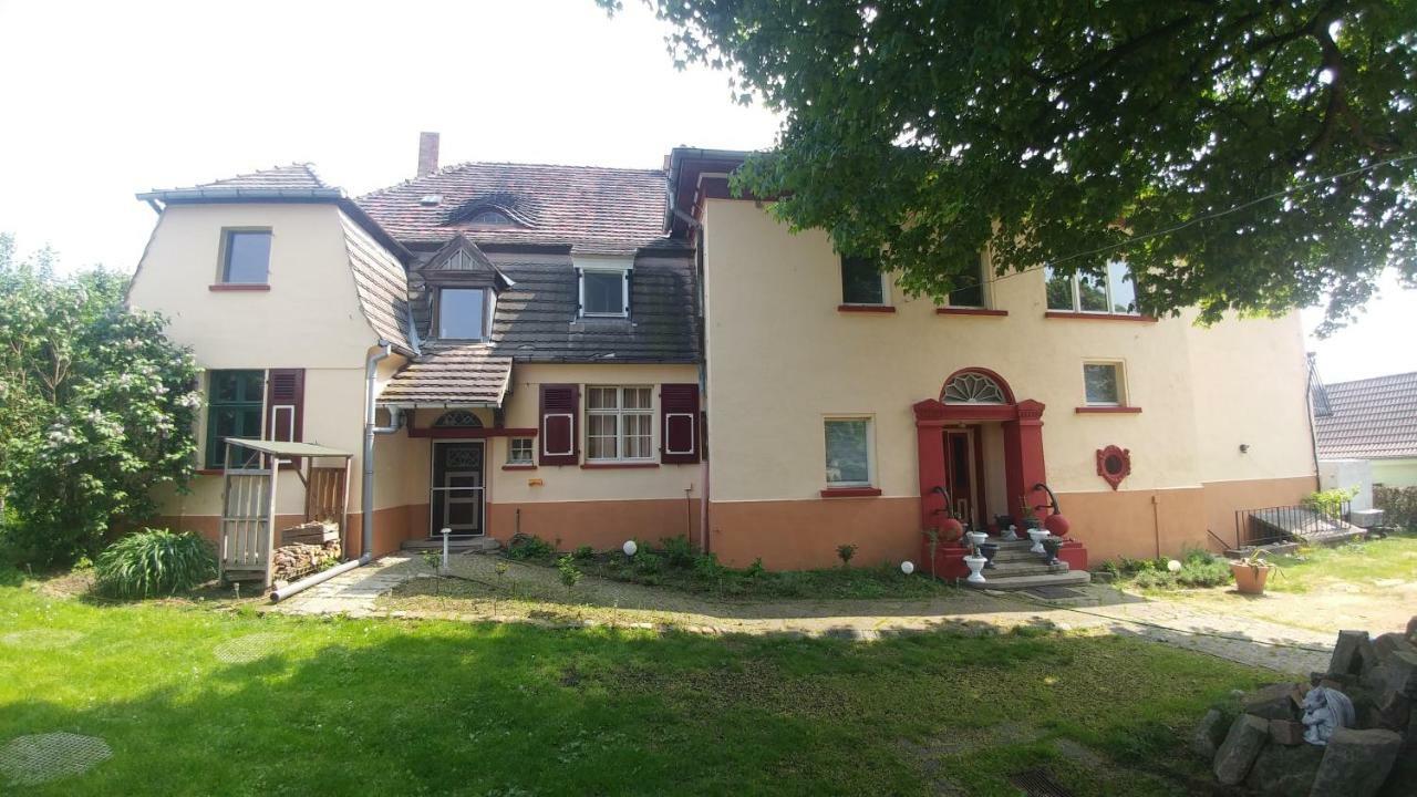 Historische Schule "Ferienwohnung Pauline" I&Ii Stobnitz Zewnętrze zdjęcie